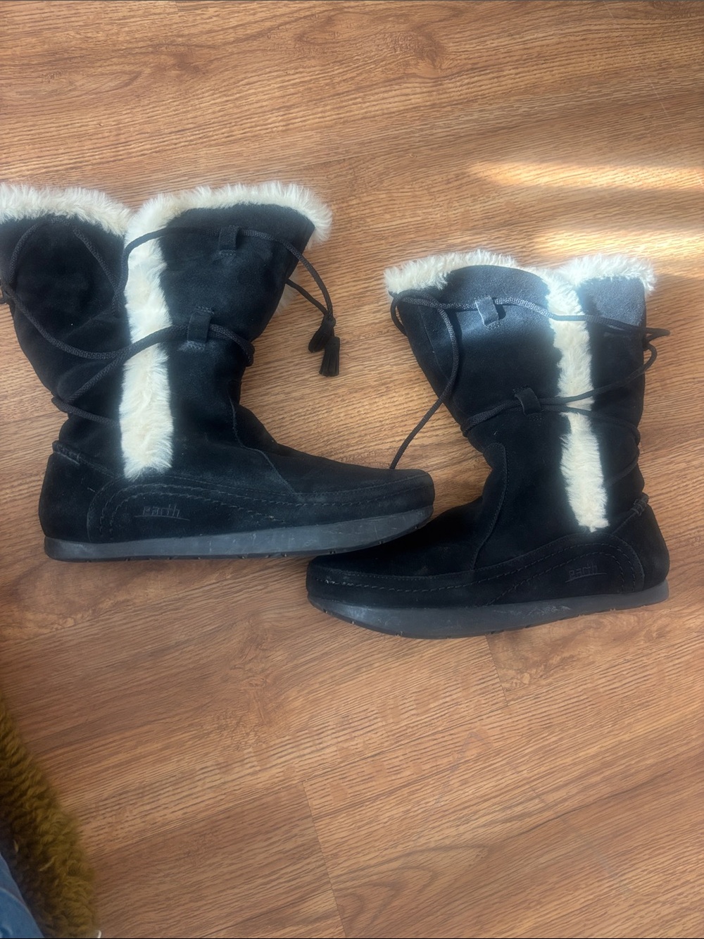 Black Faux-Suede Winter Boots with Cream Faux Fur Trim